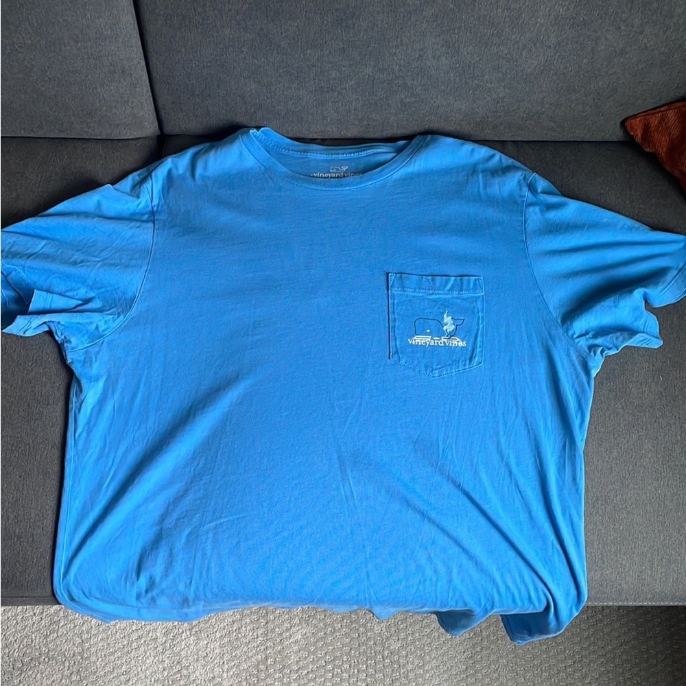 Vineyard vines baseball Tshirt